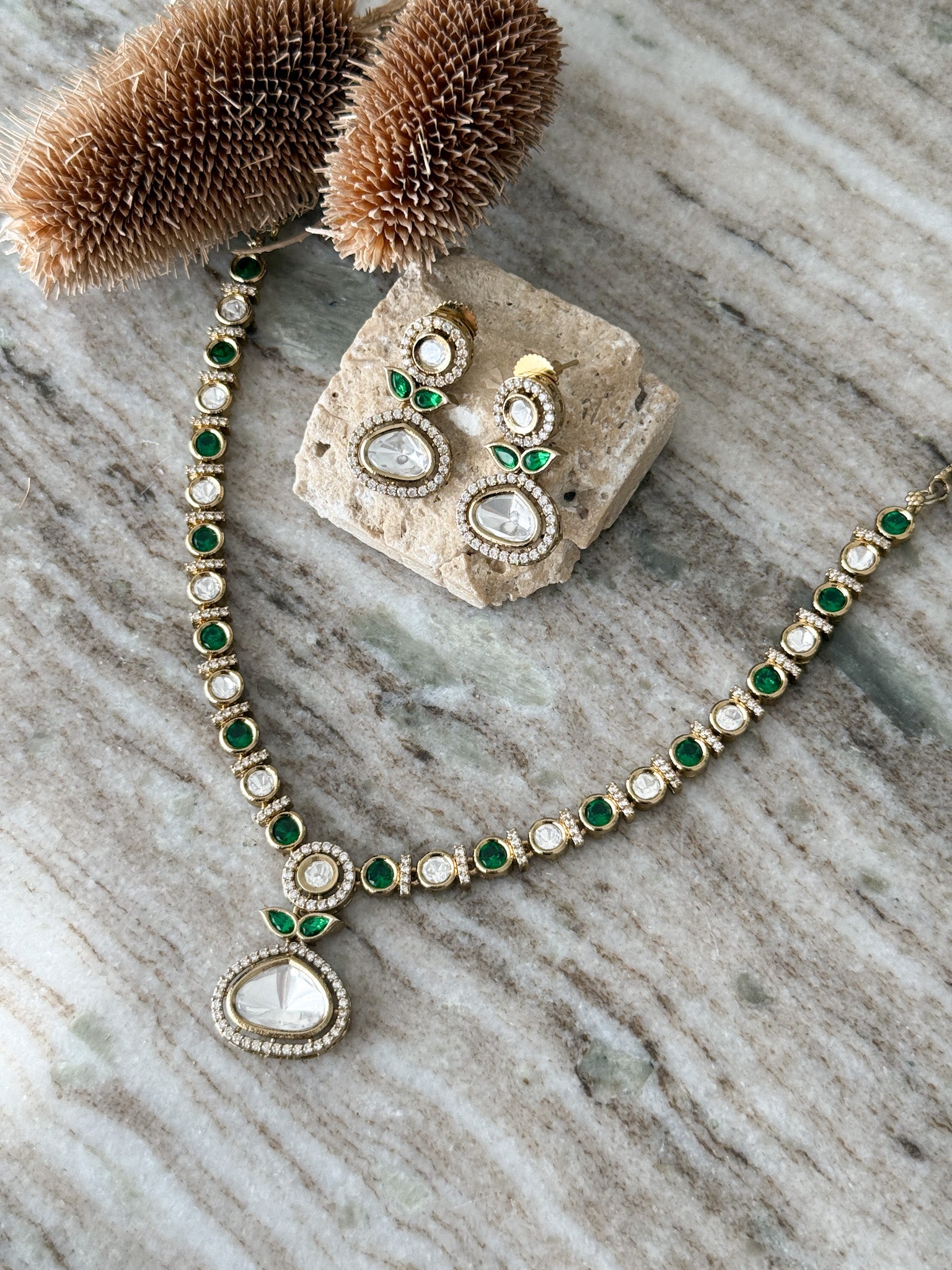 CLEO Necklace Set