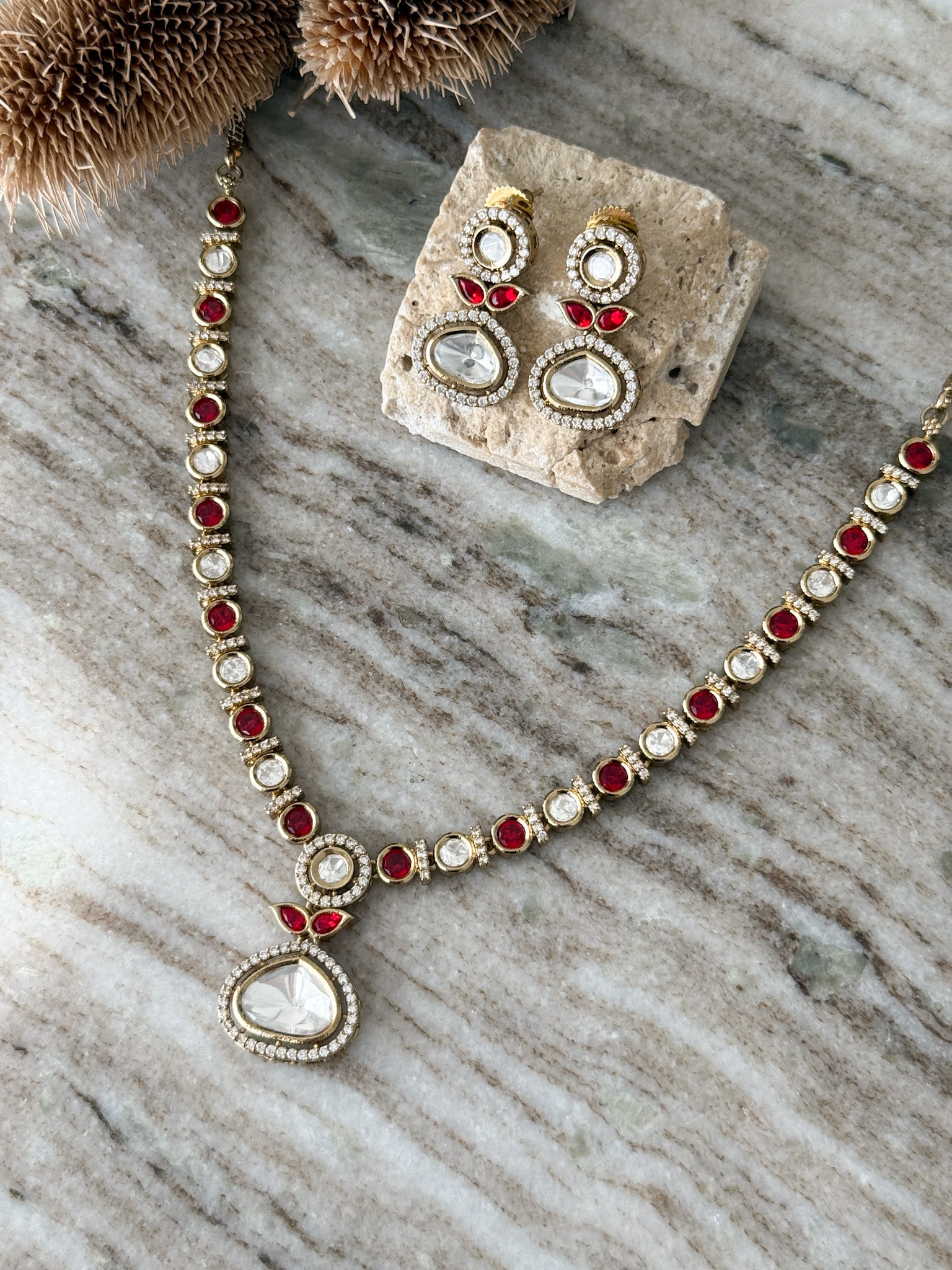 CLEO Necklace Set