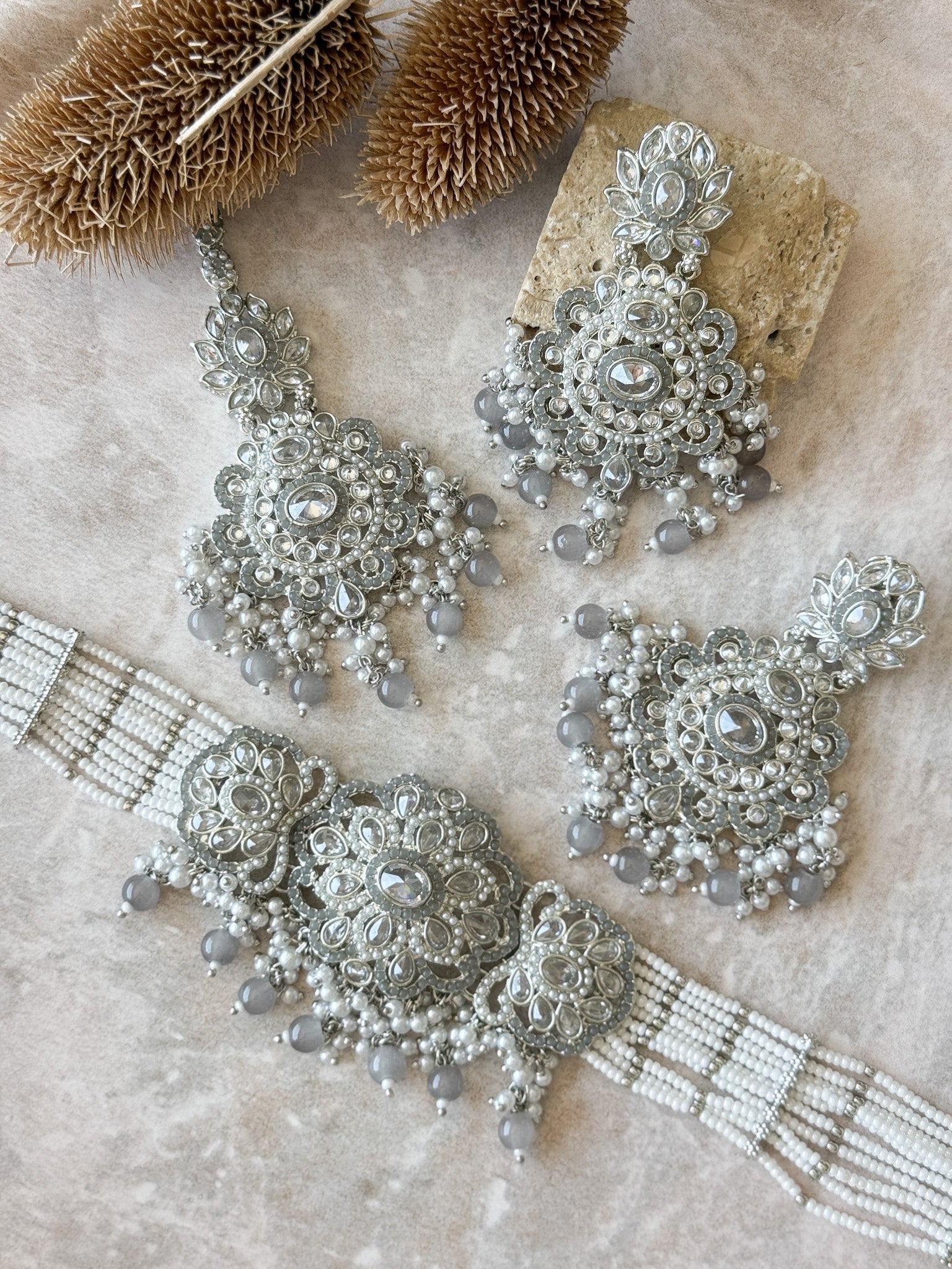 DEEPIKA Necklace Set