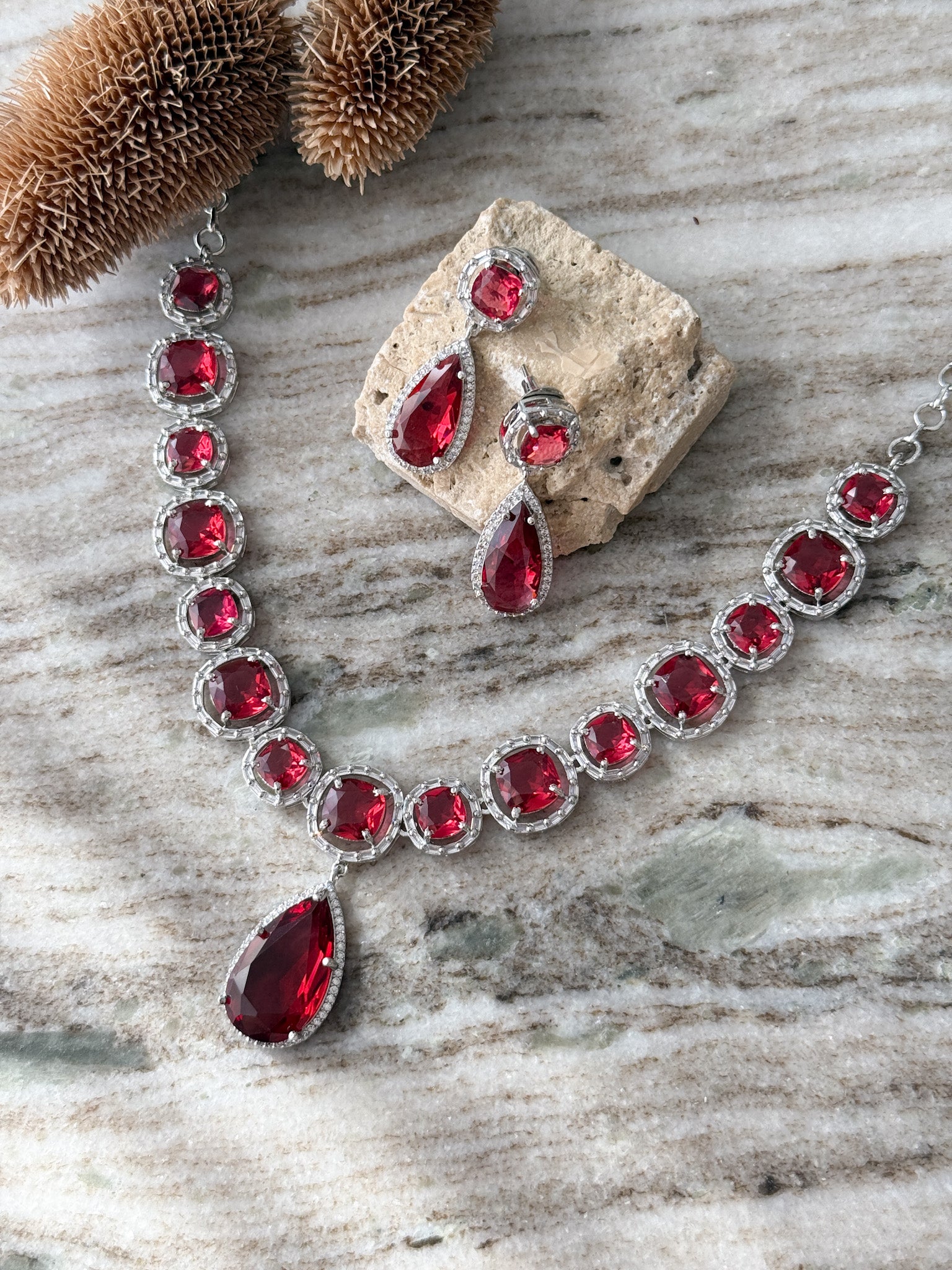 BELLE Necklace Set