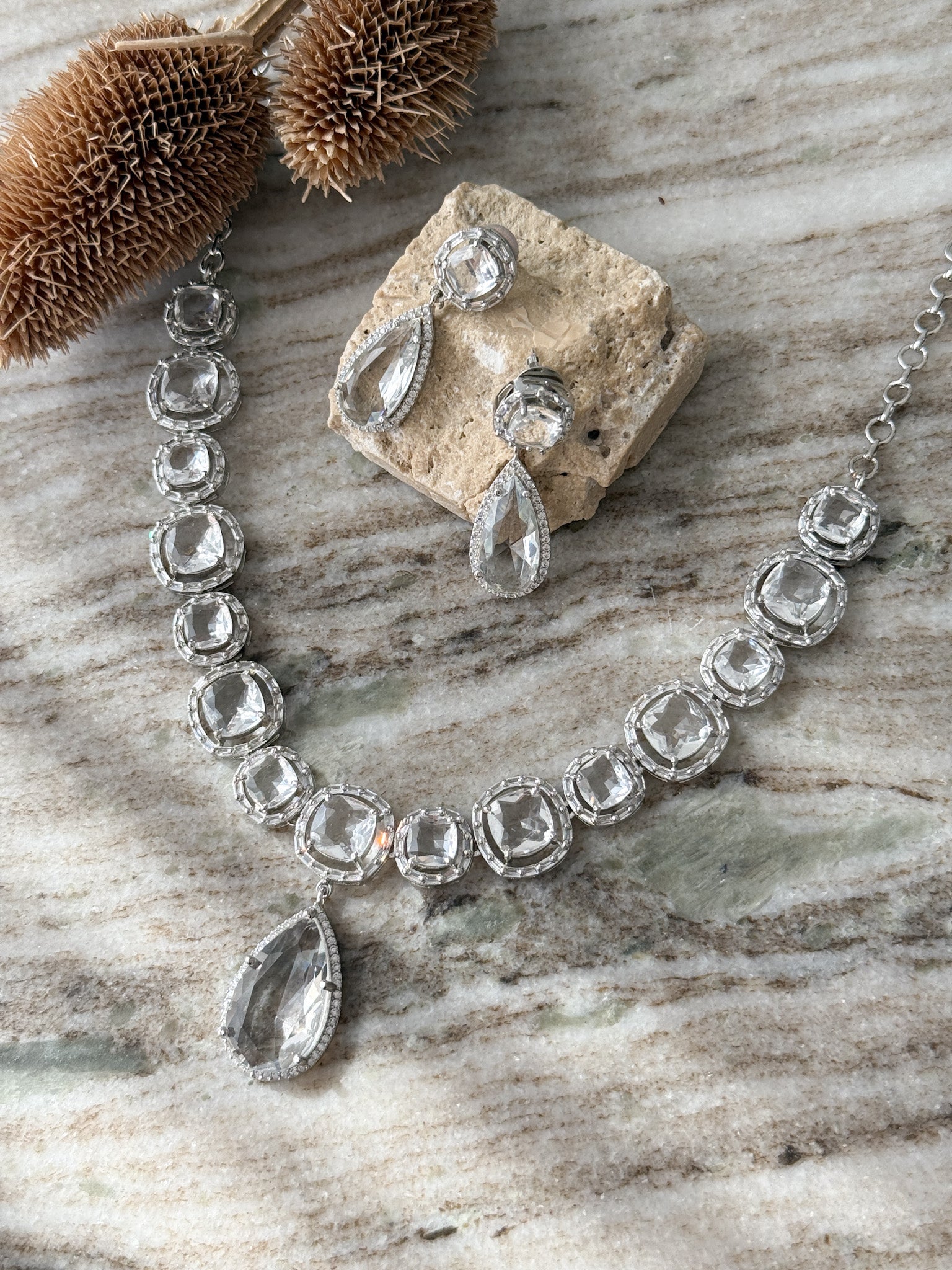 BELLE Necklace Set