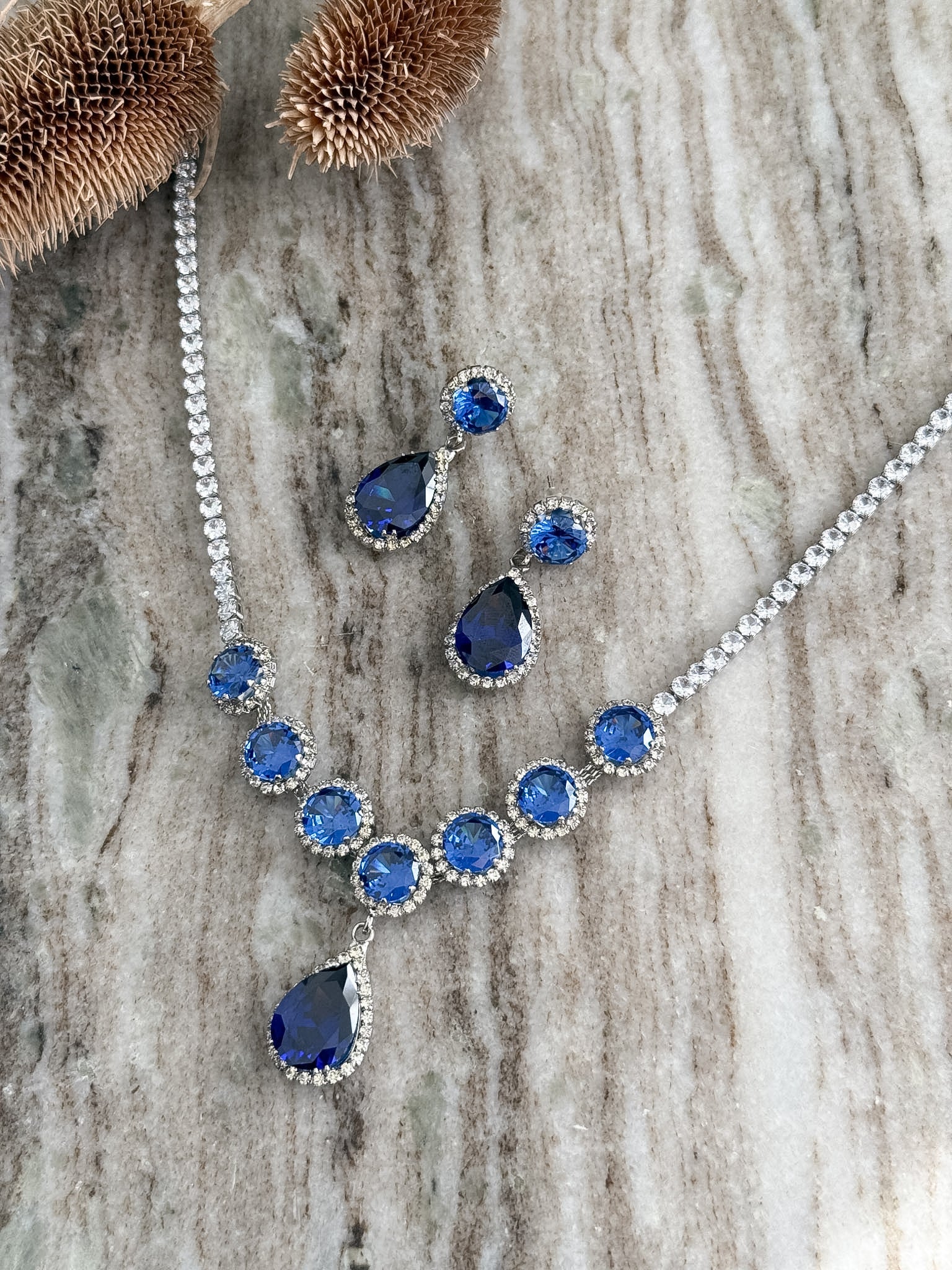 AMALIA Necklace Set