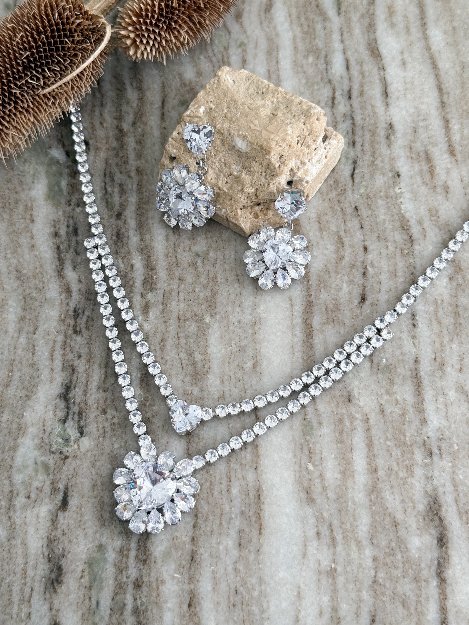LARA Necklace Set