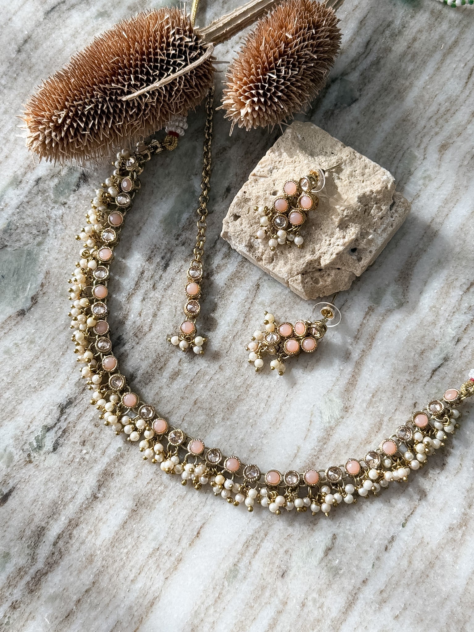CHANTEL Necklace Set