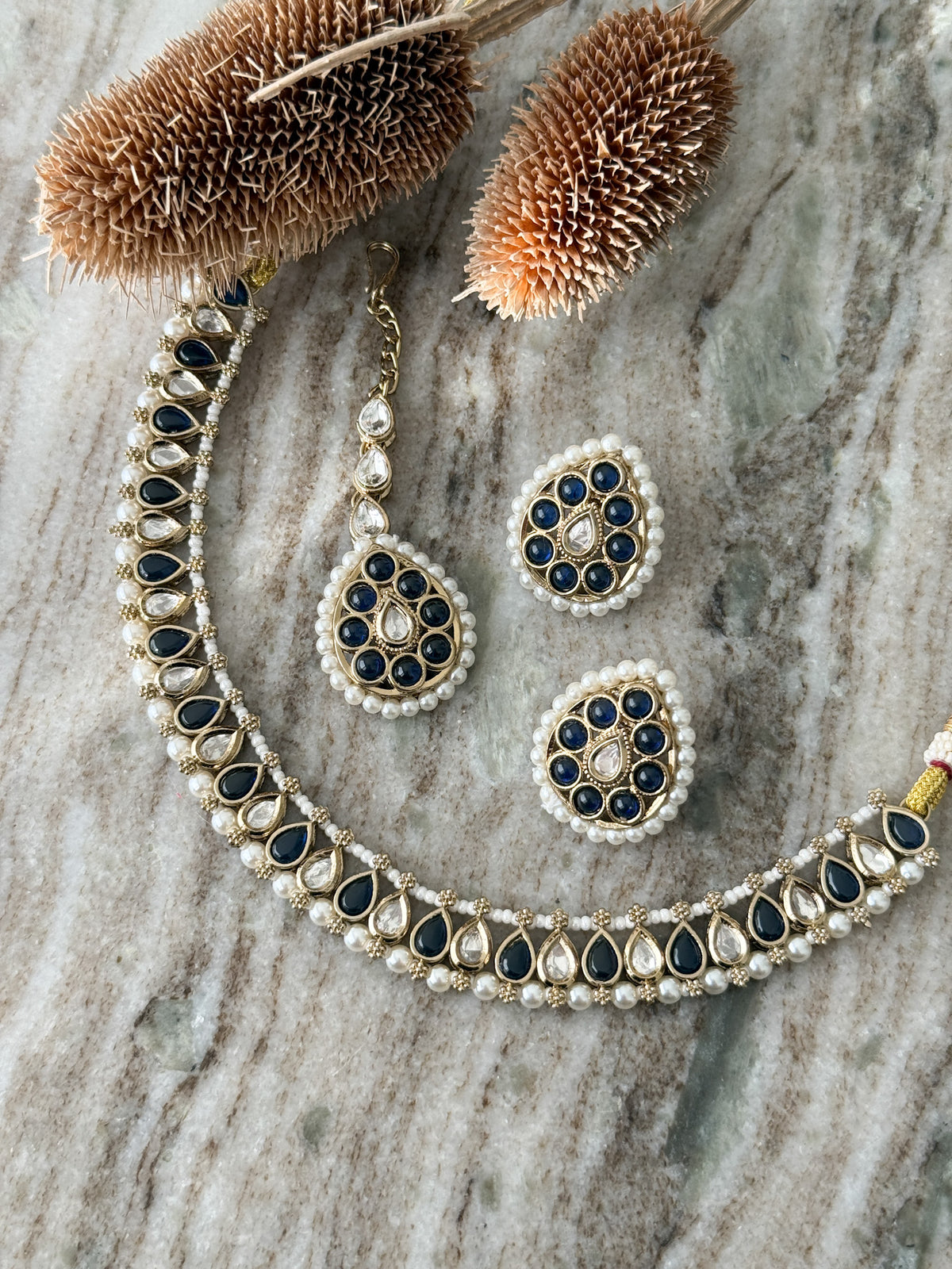 SARA Necklace Set