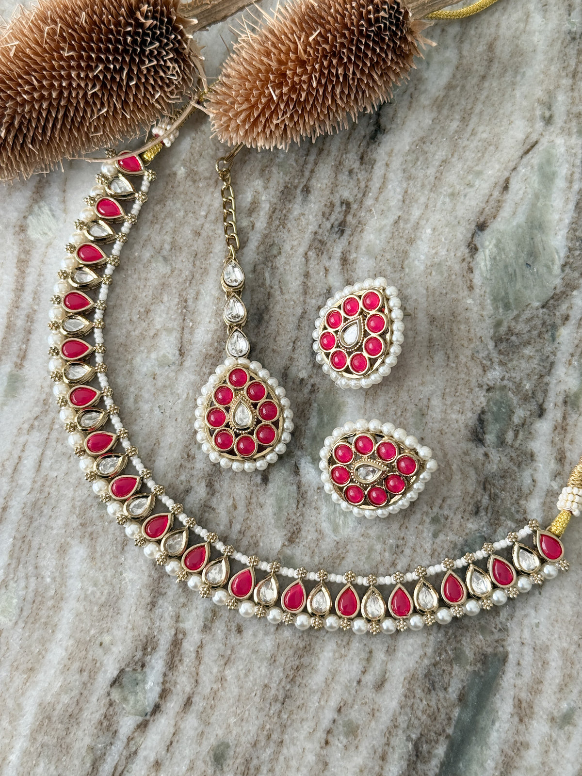 SARA Necklace Set