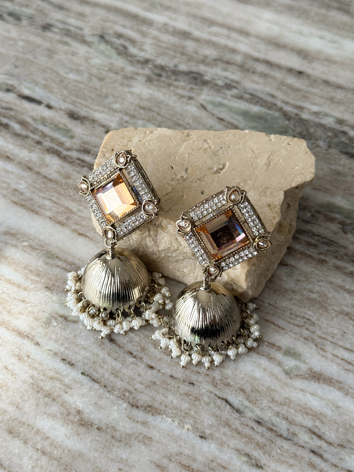 AVANTI Earrings