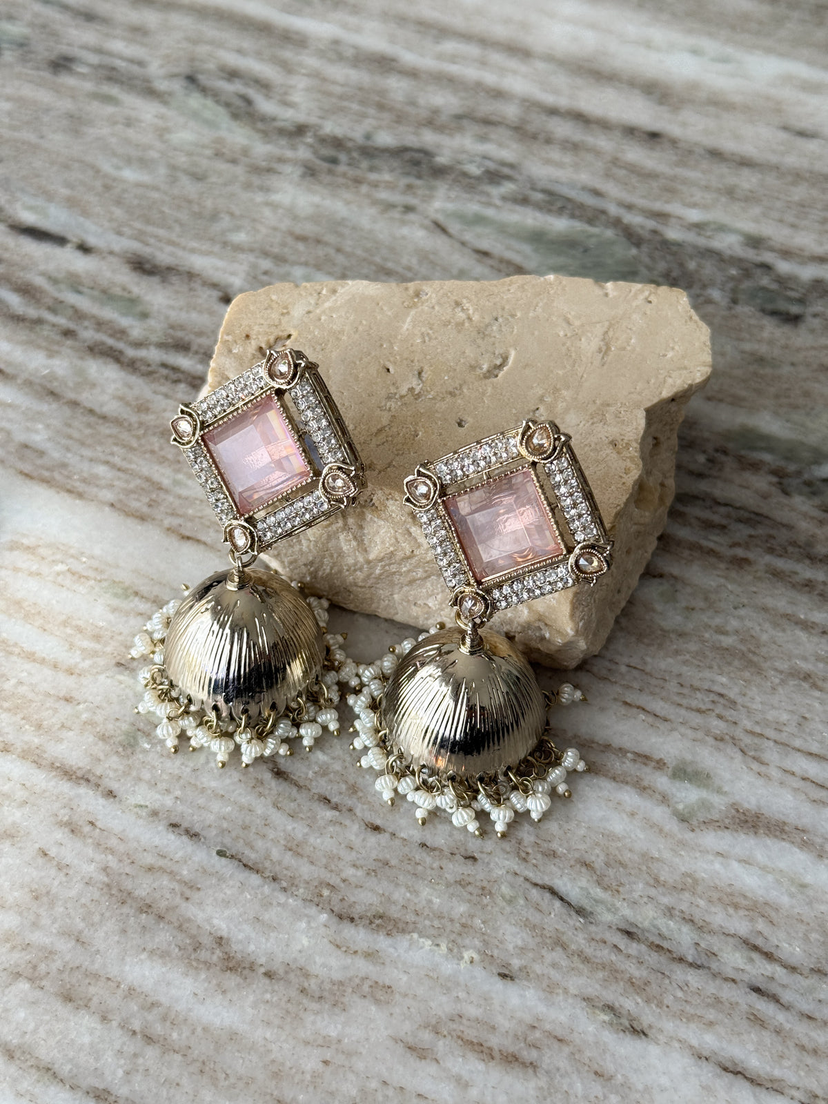 AVANTI Earrings