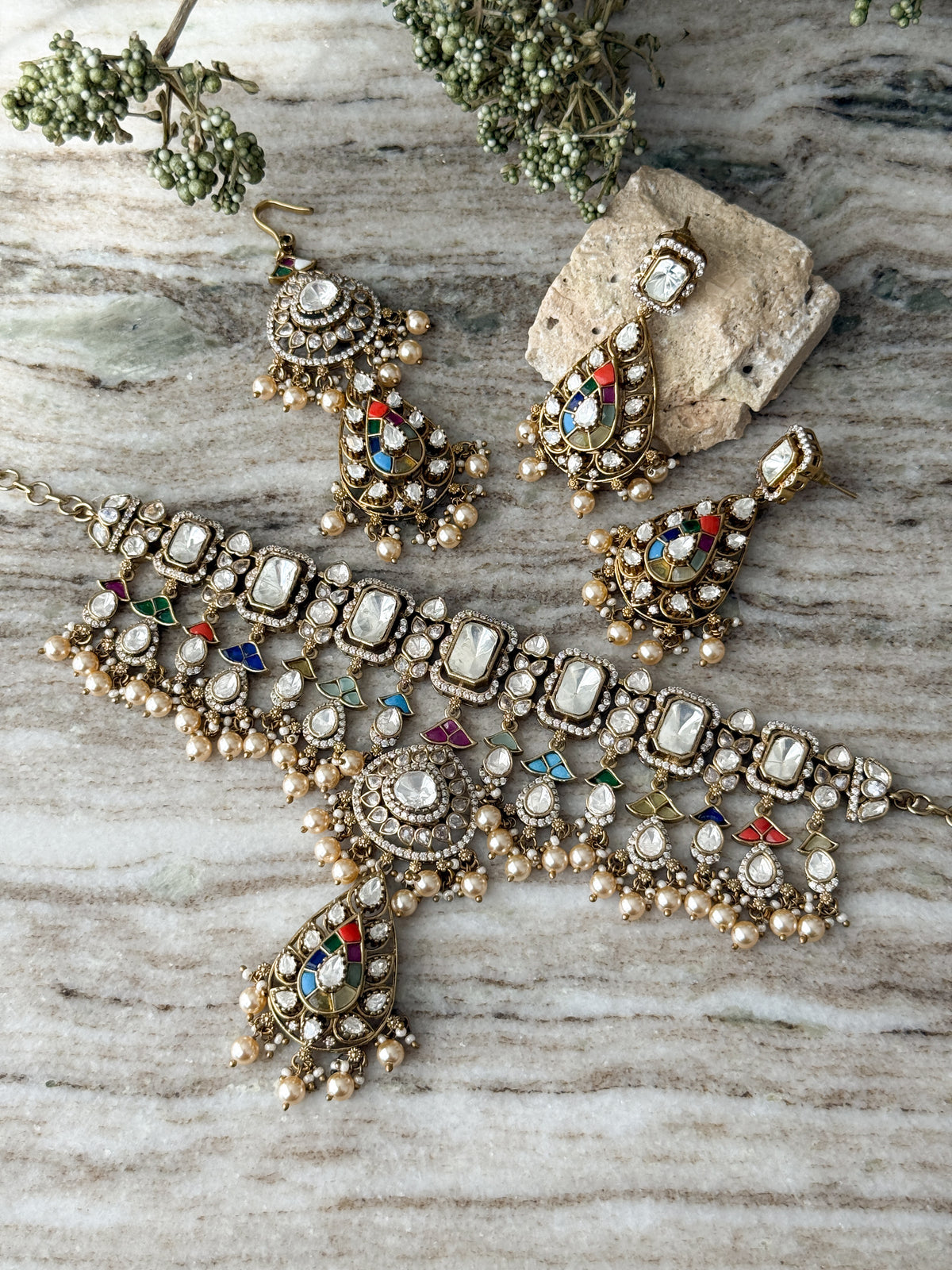 ELANOR Necklace Set