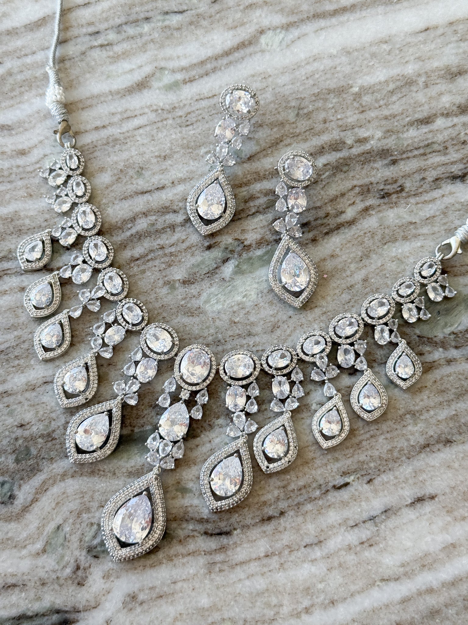 ZARIN Necklace Set Toshi Jewels