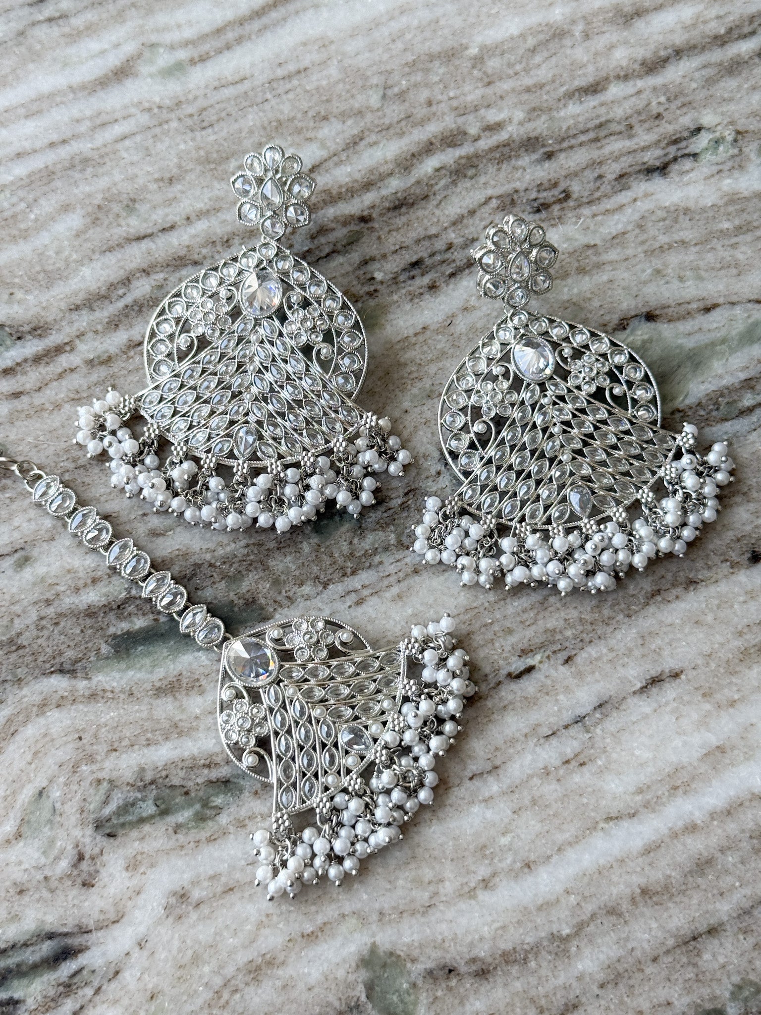 RAHA Tikka Set Toshi Jewels