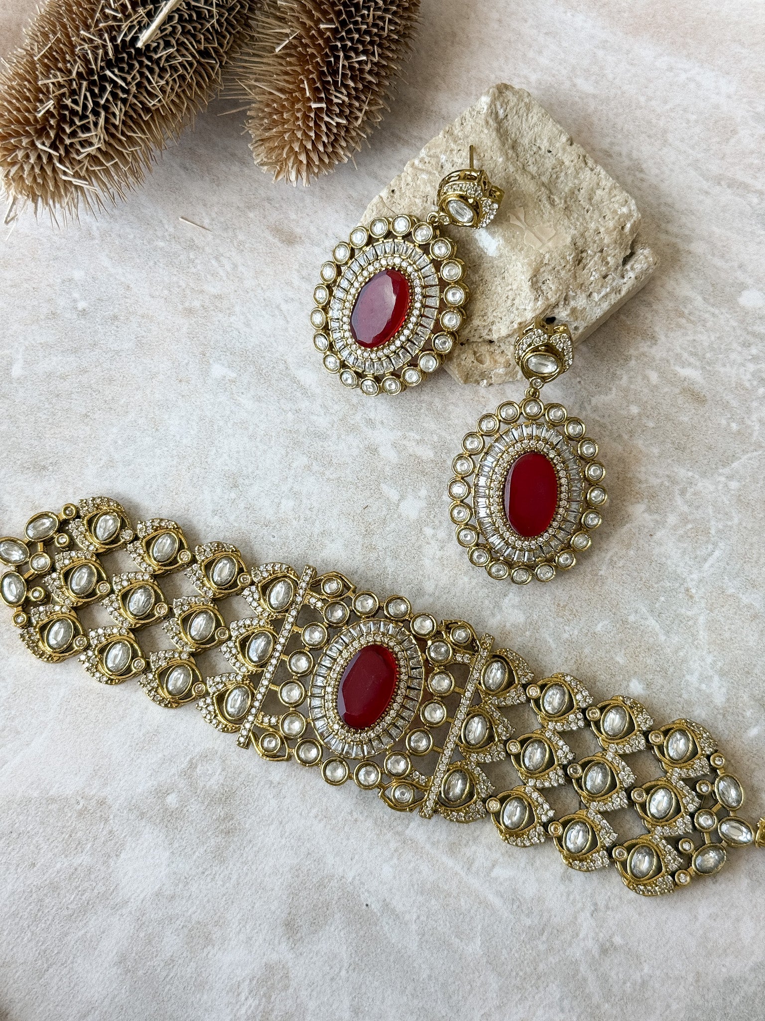 SAIRA Necklace Set