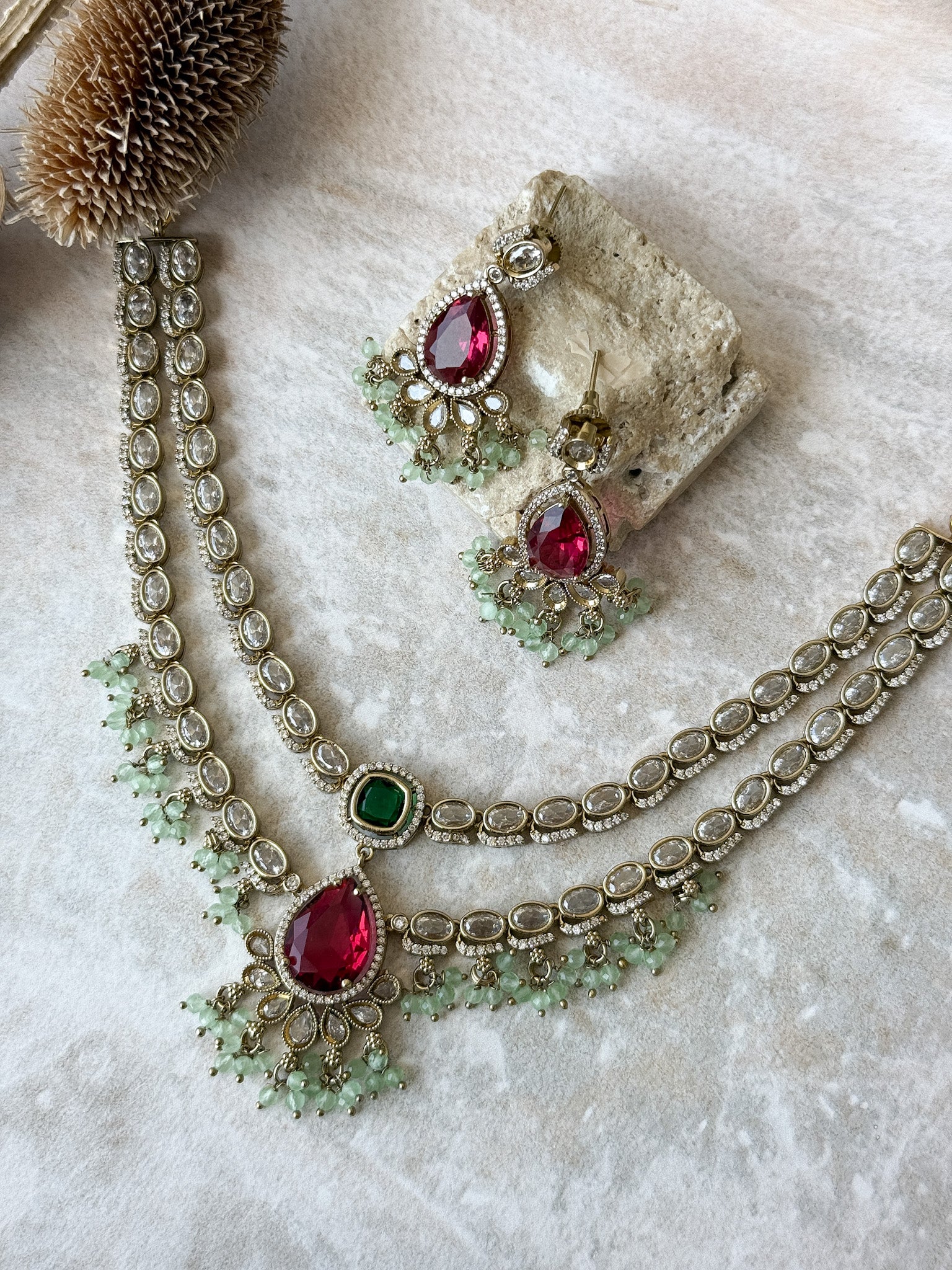 SHADA Necklace Set