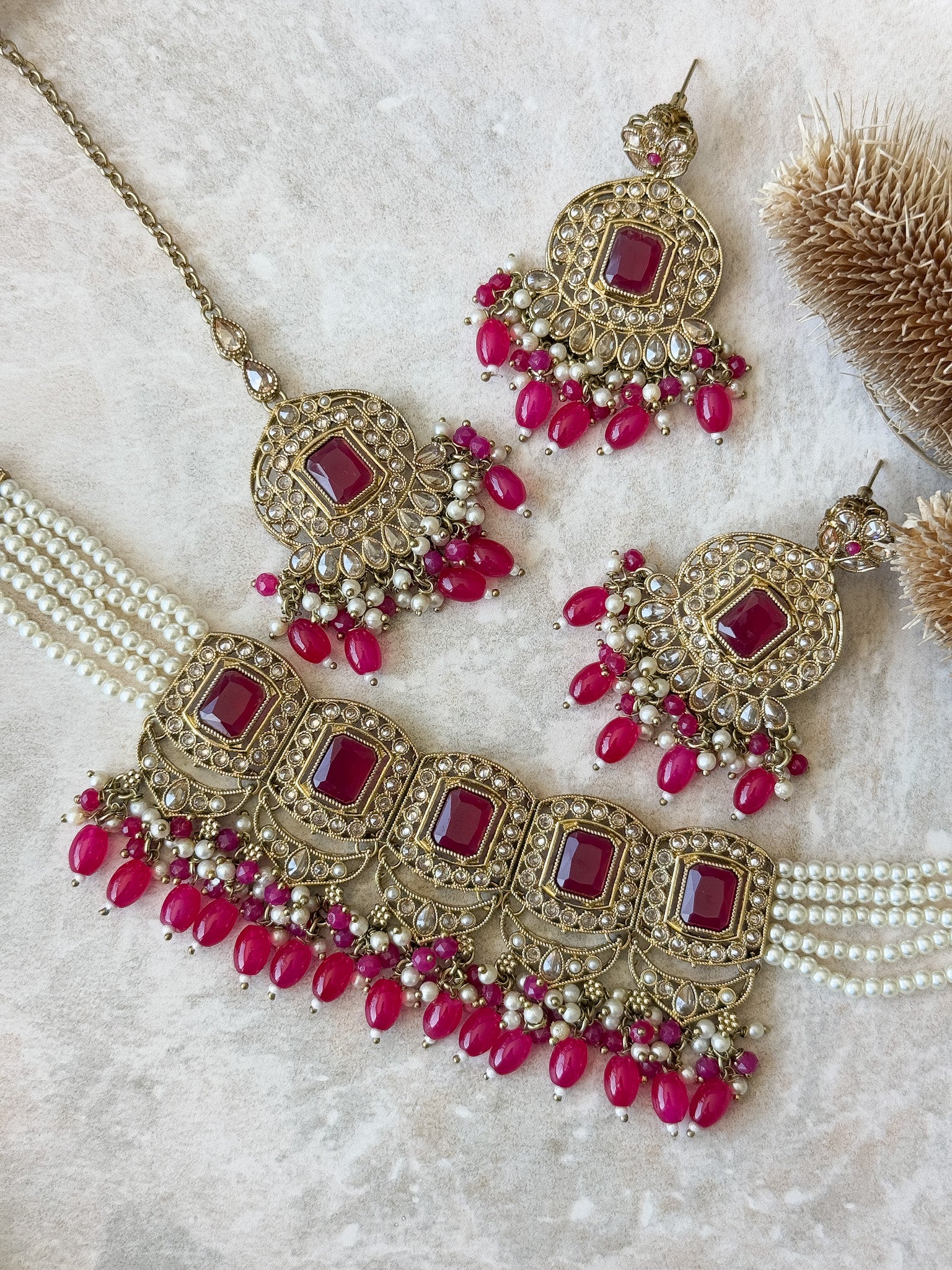 SAIRA Necklace Set