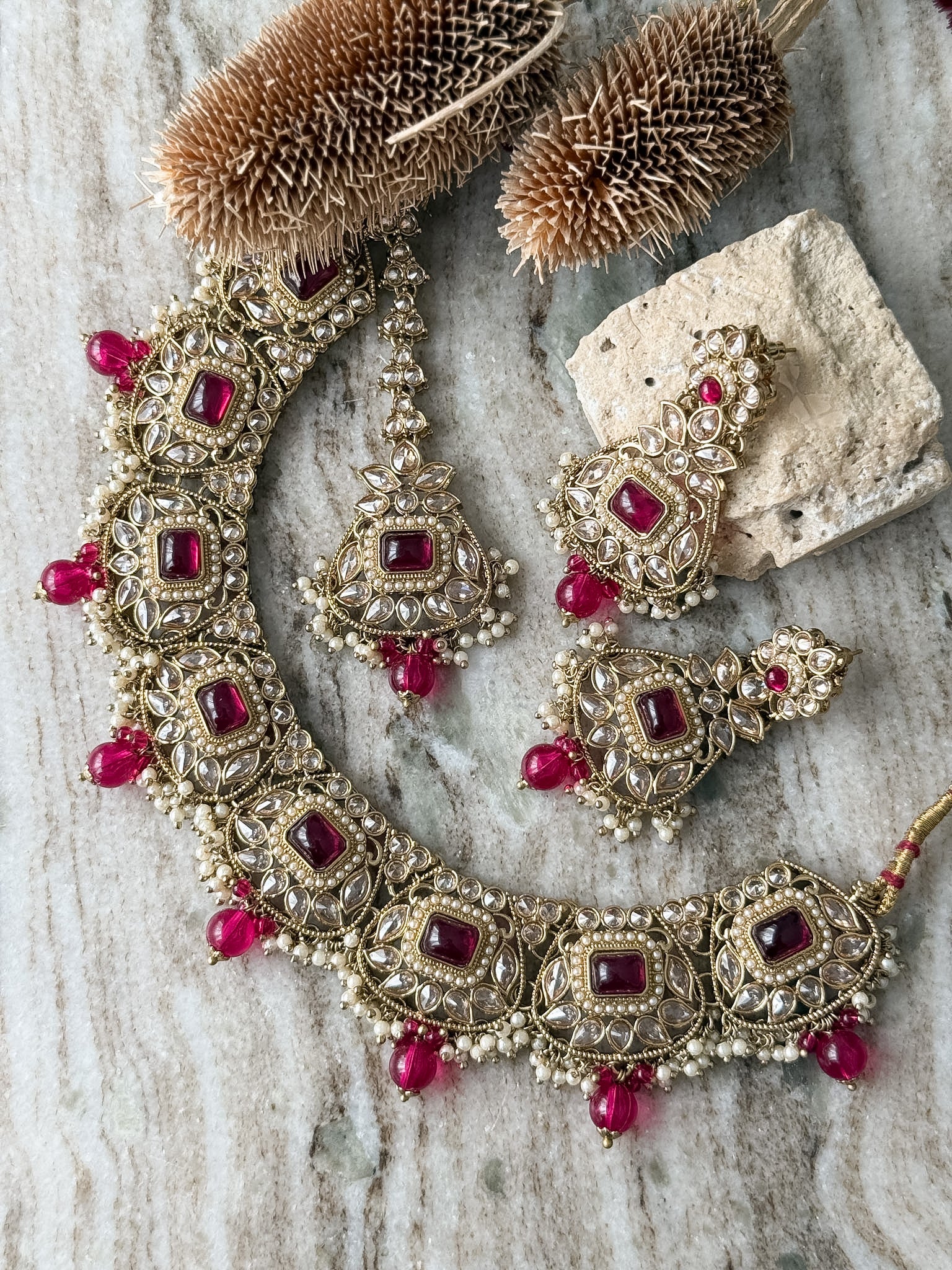 CHRISSY Necklace Set