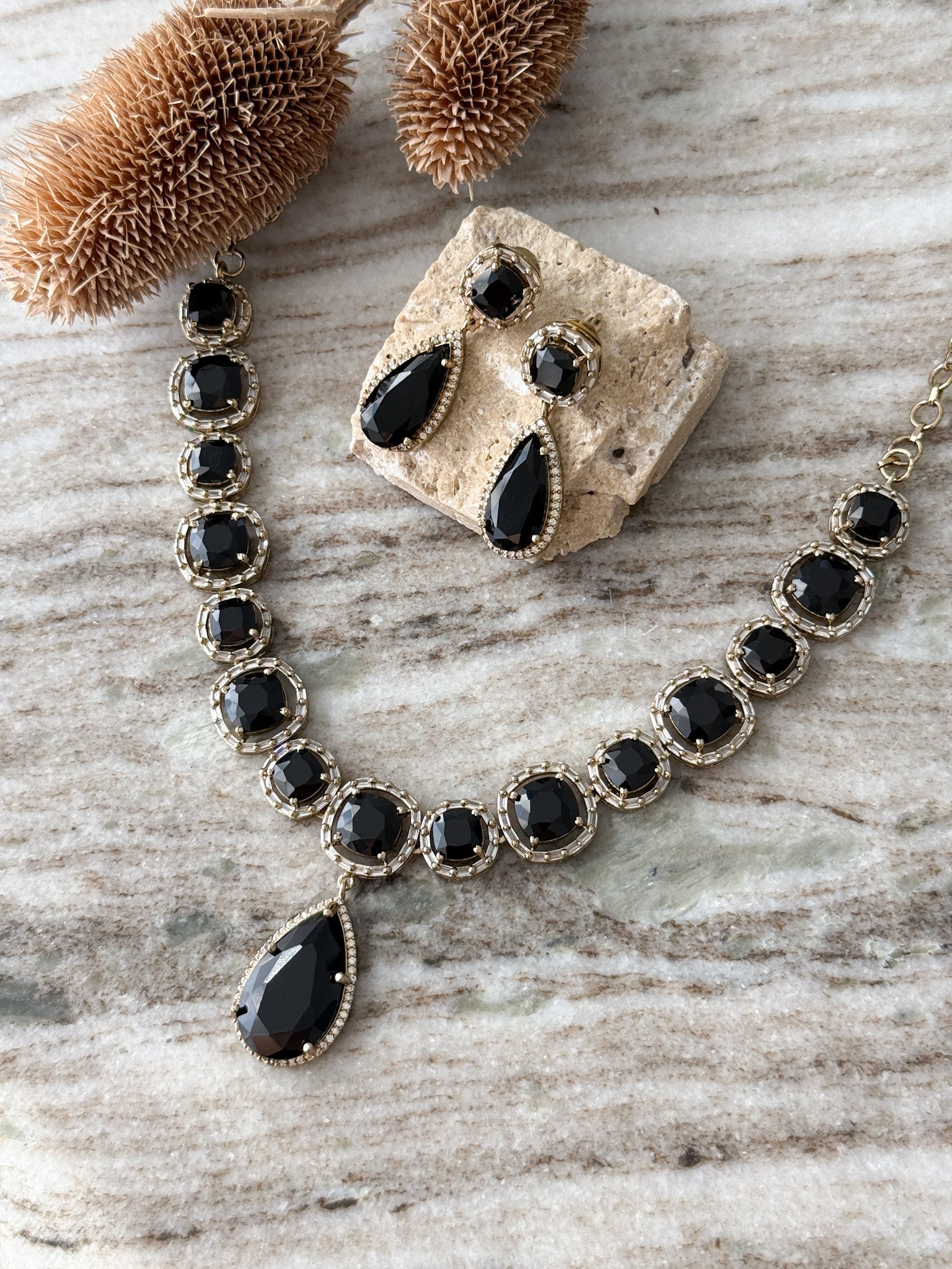 BELLE Necklace Set