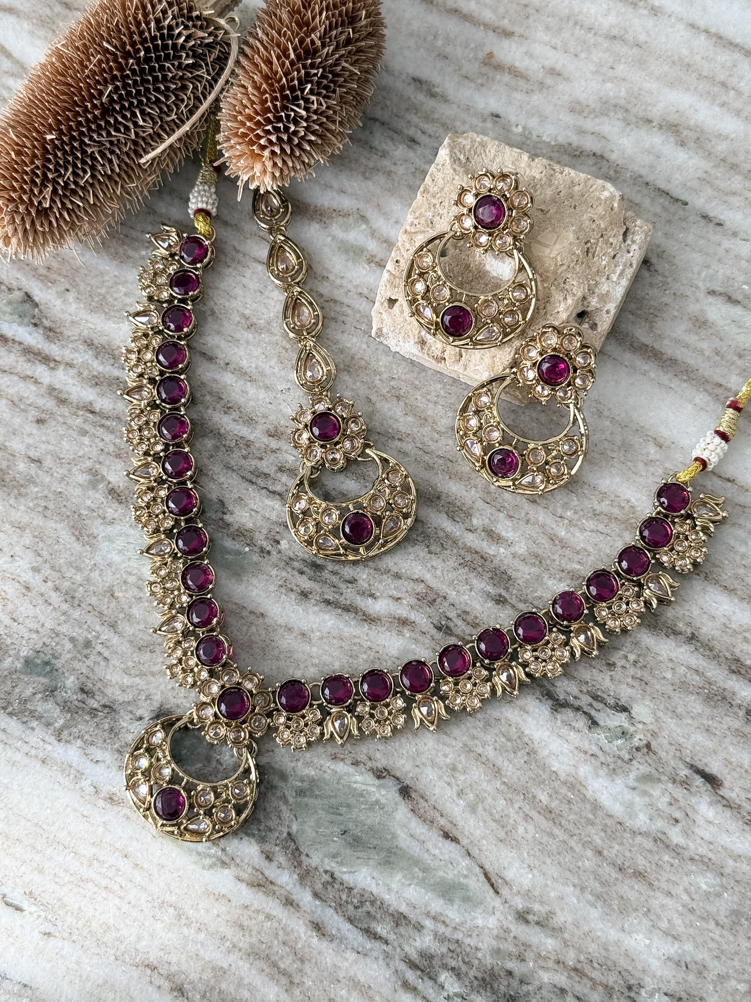 ANUSHKA Necklace Set