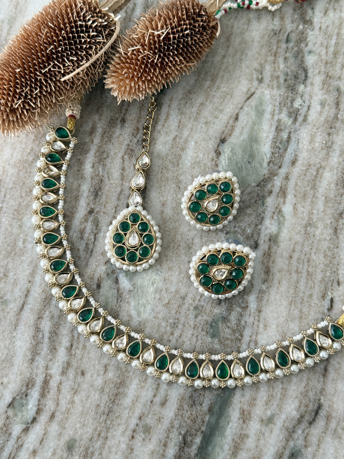 SARA Necklace Set