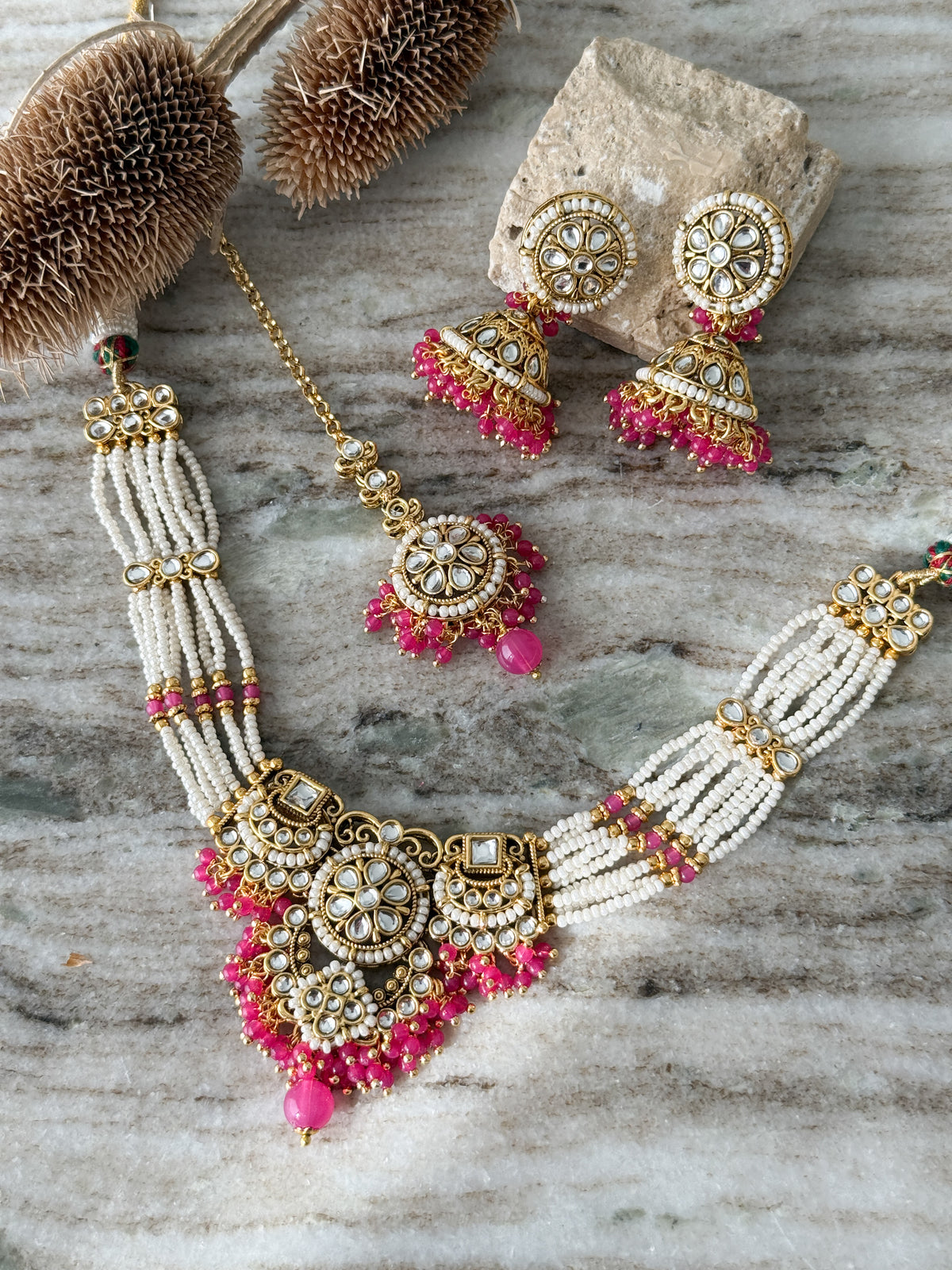HEMA Necklace Set
