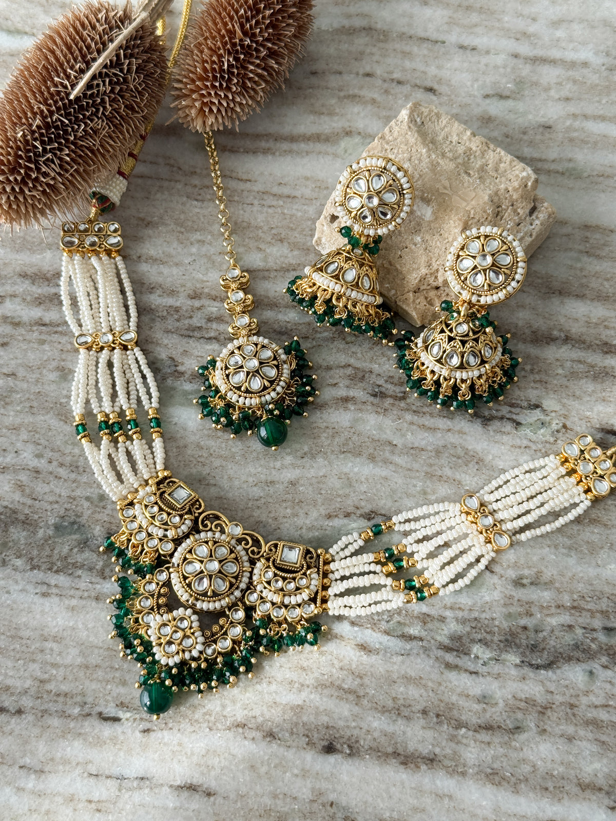 HEMA Necklace Set