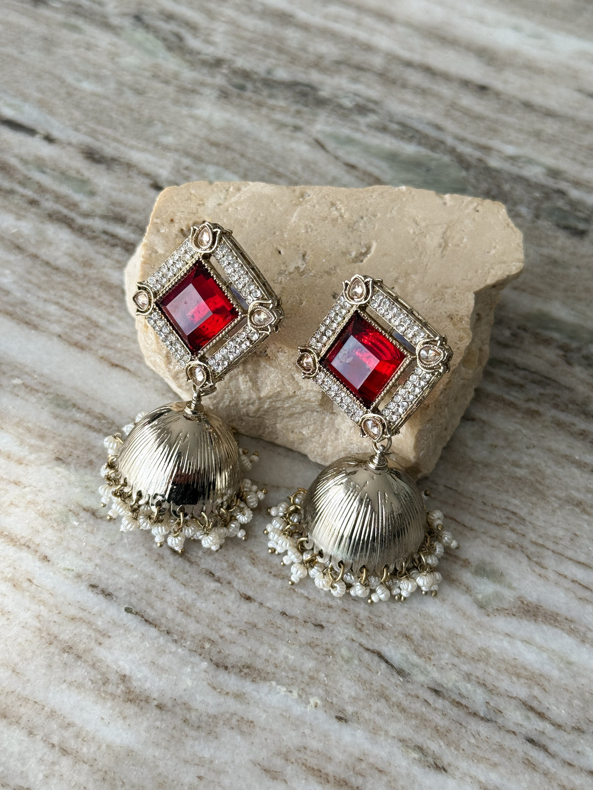 AVANTI Earrings