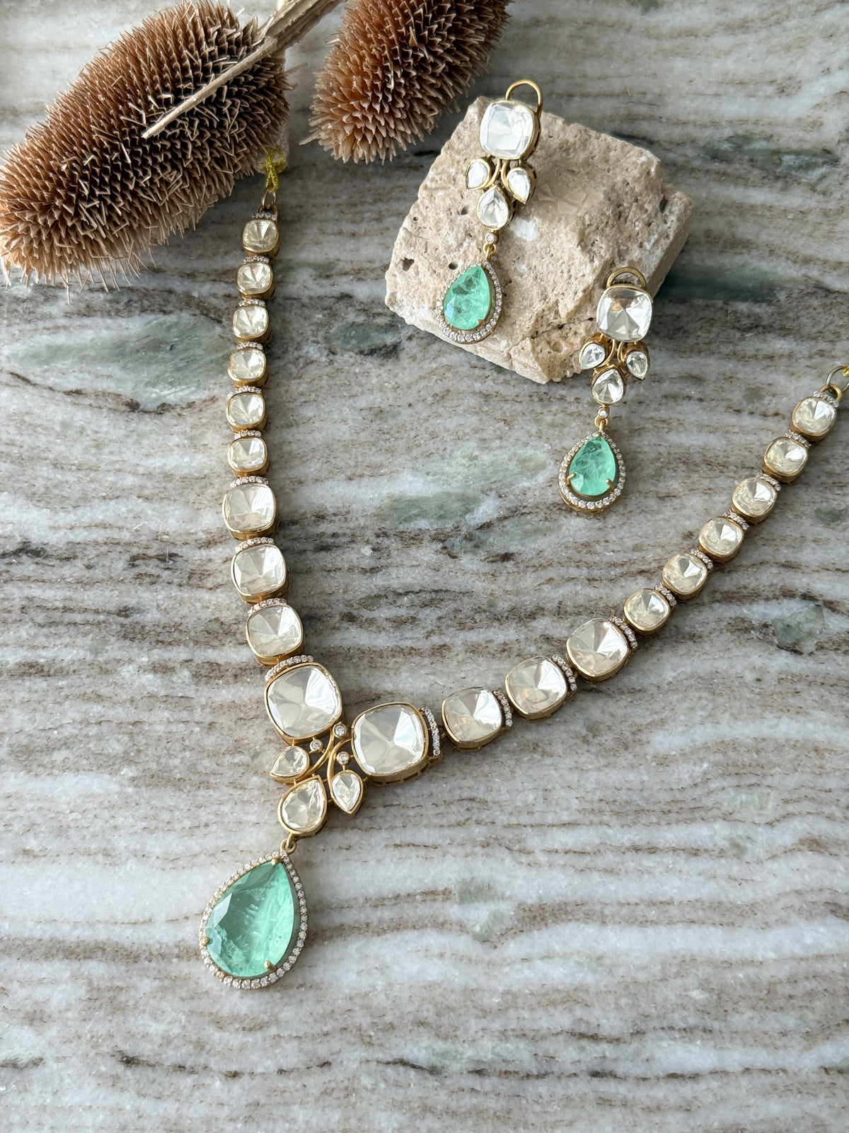JEEVA Necklace Set