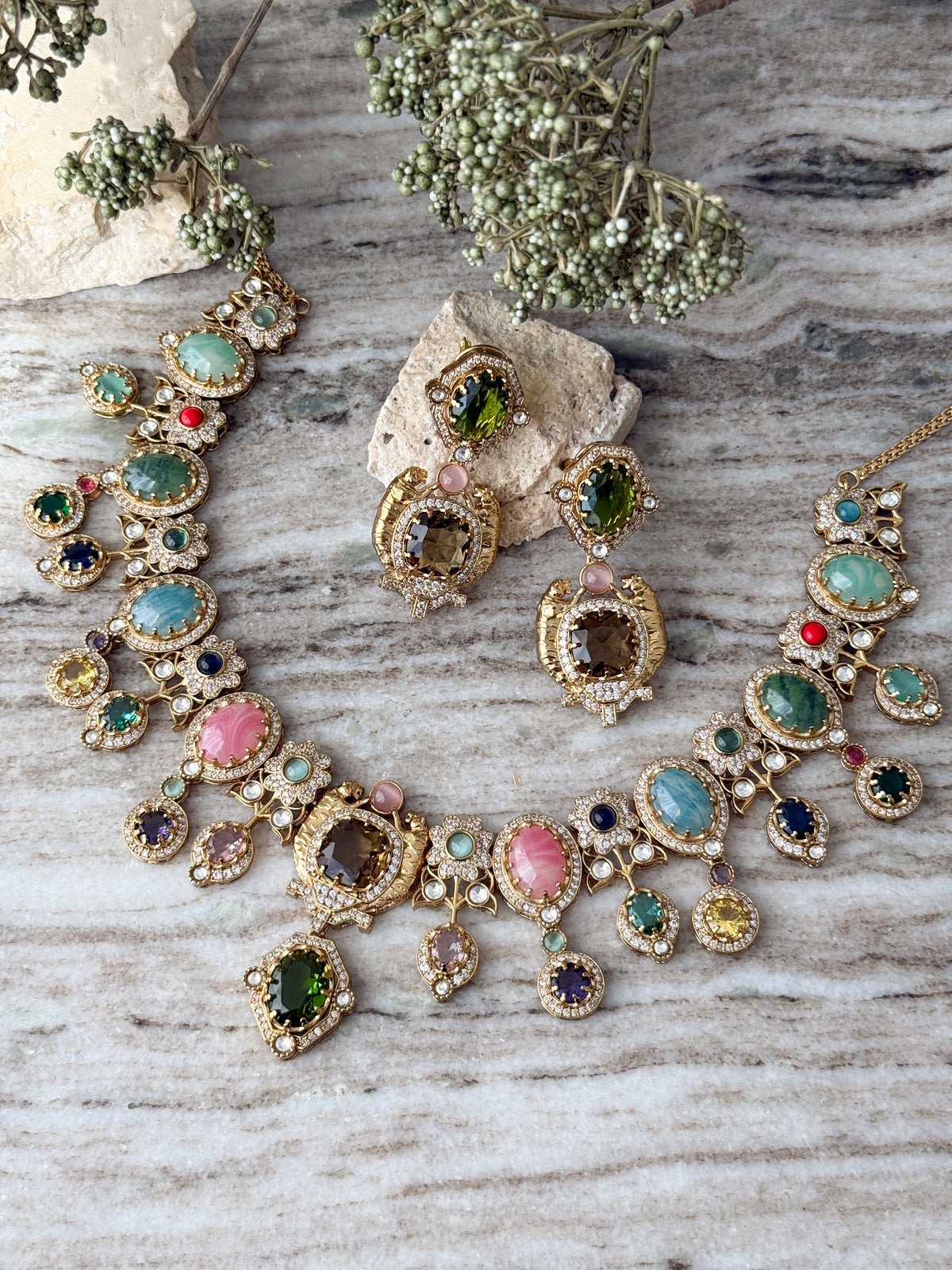 CAMILA Necklace Set