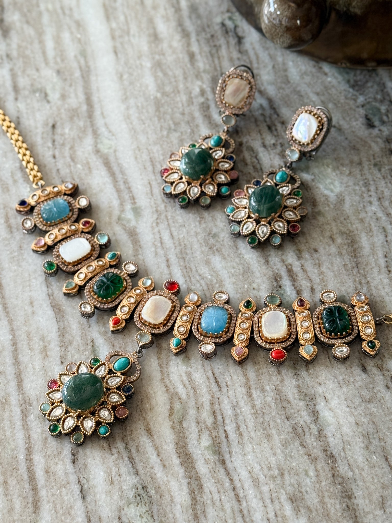 OLIVIA Necklace Set